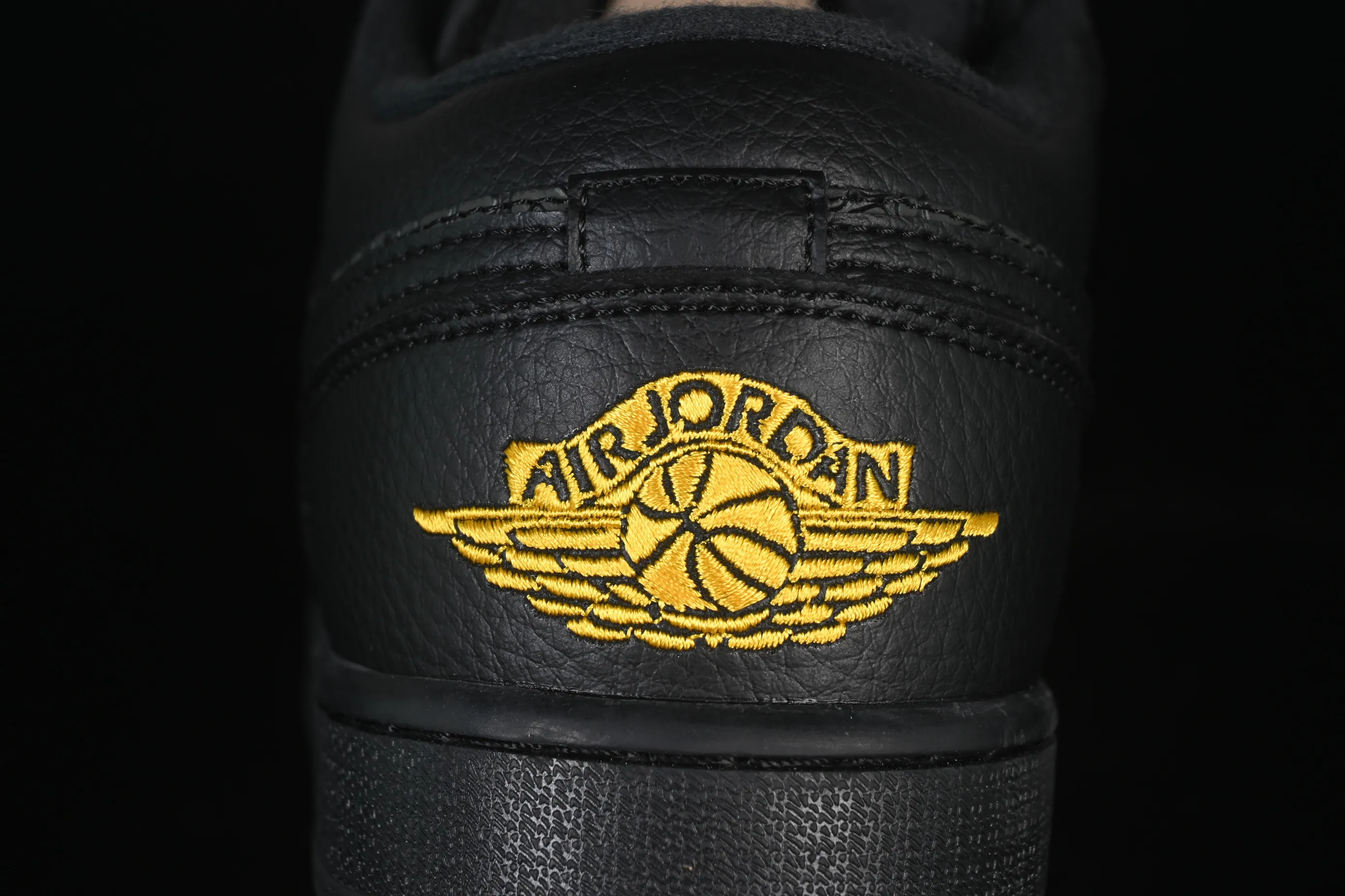 All Categories Air Jordan Jordan Series Basketball Shoes Air Jordan 1 Low Air Jordan 1 Low "Elephant" AJ1 Joe 1 Explosion Danger Warning Low-top Cultural Casual Shoes IM6568-010